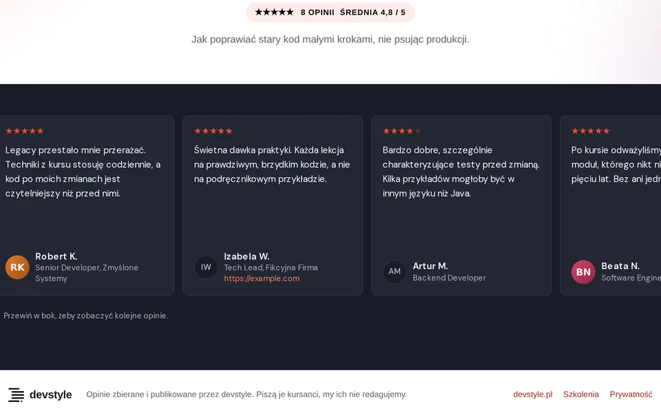Opinie w układzie wstęga: ciemny pas kart przewijany w poziomie